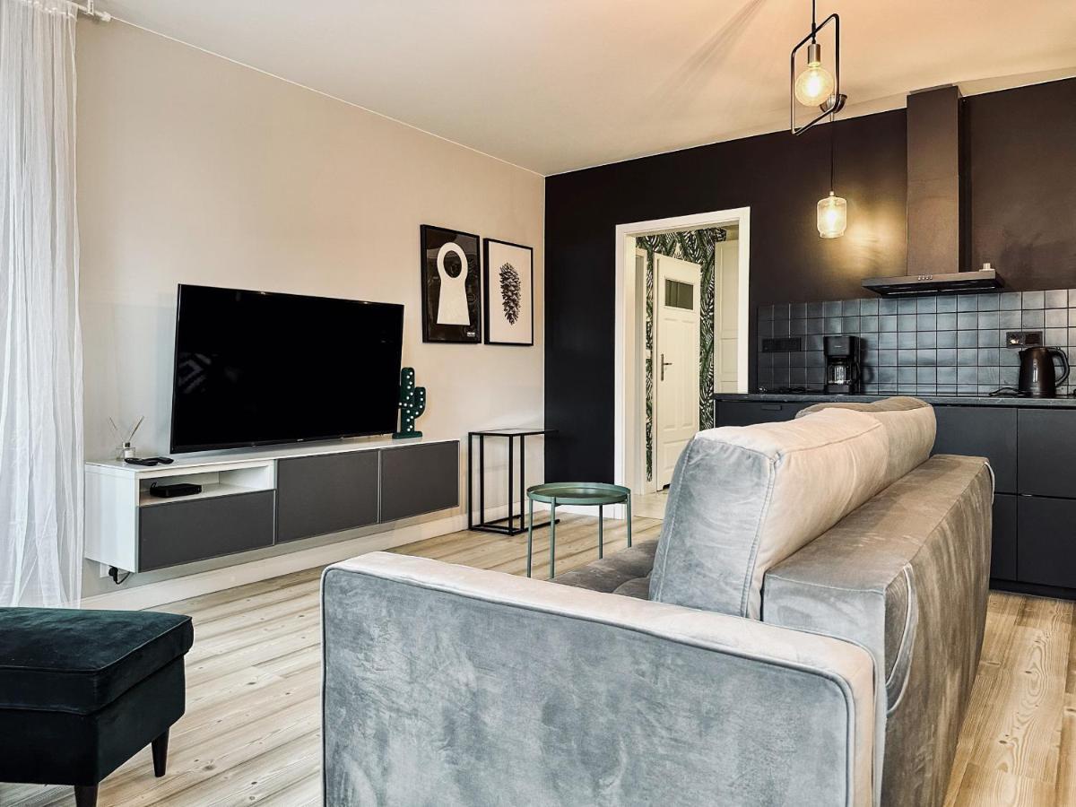 Cozy Apartment In Old Chocolate Factory Краков Экстерьер фото