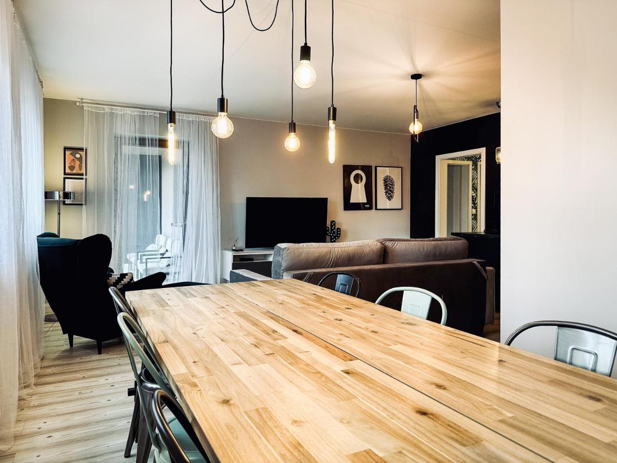 Cozy Apartment In Old Chocolate Factory Краков Экстерьер фото