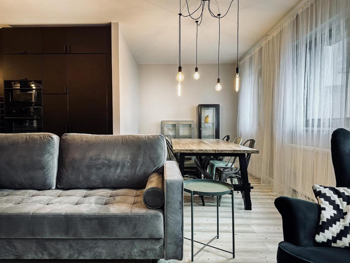 Cozy Apartment In Old Chocolate Factory Краков Экстерьер фото
