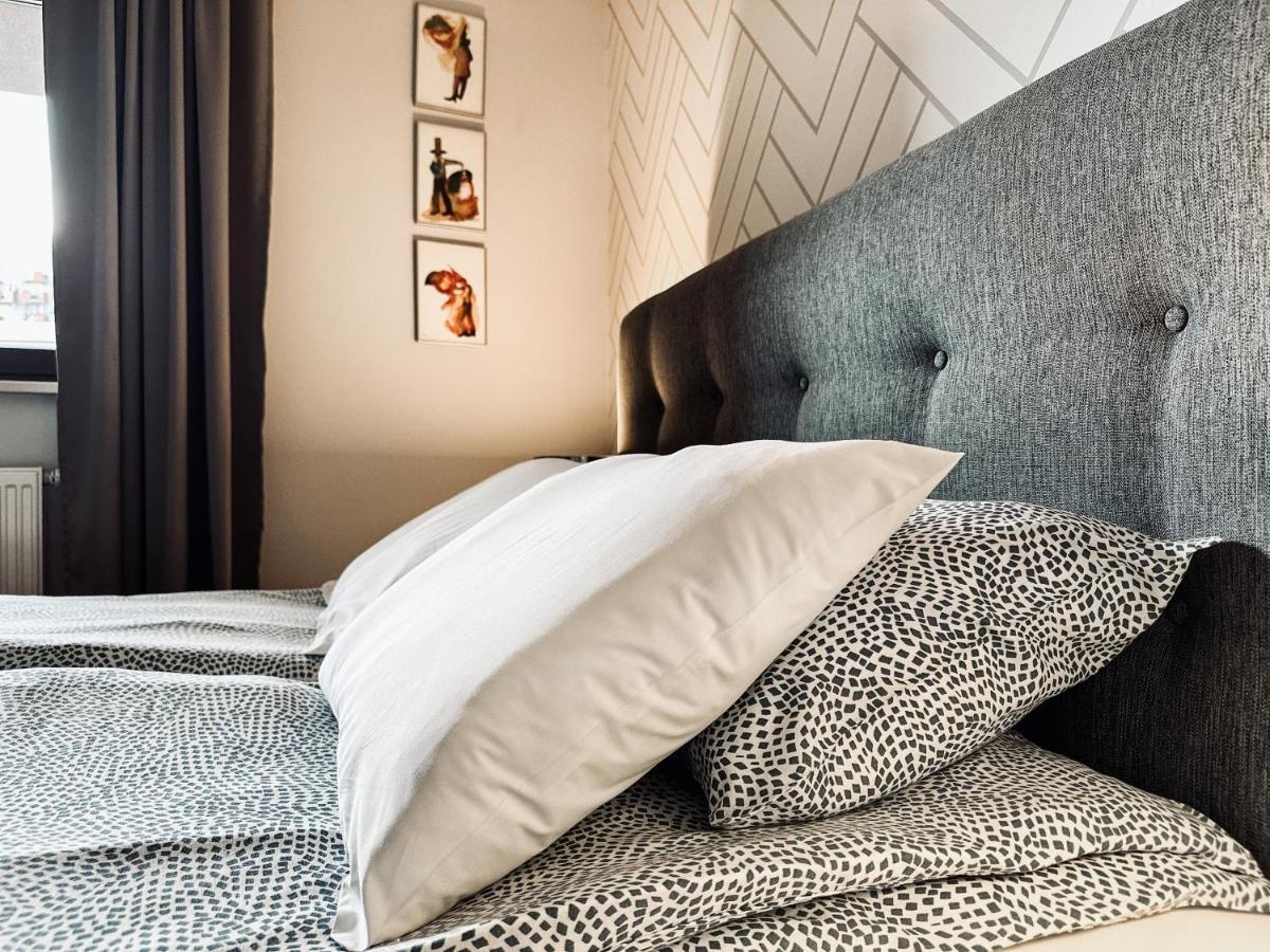 Cozy Apartment In Old Chocolate Factory Краков Экстерьер фото